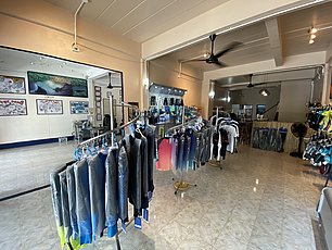 Wetzondivers Khao Lak Dive-In boutique: Chemises Lycra (Rash Guard)