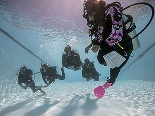 Wetzonedivers Khao Lak: Cours PADI en piscine