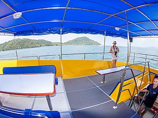 MV Stingray Sonnendeck